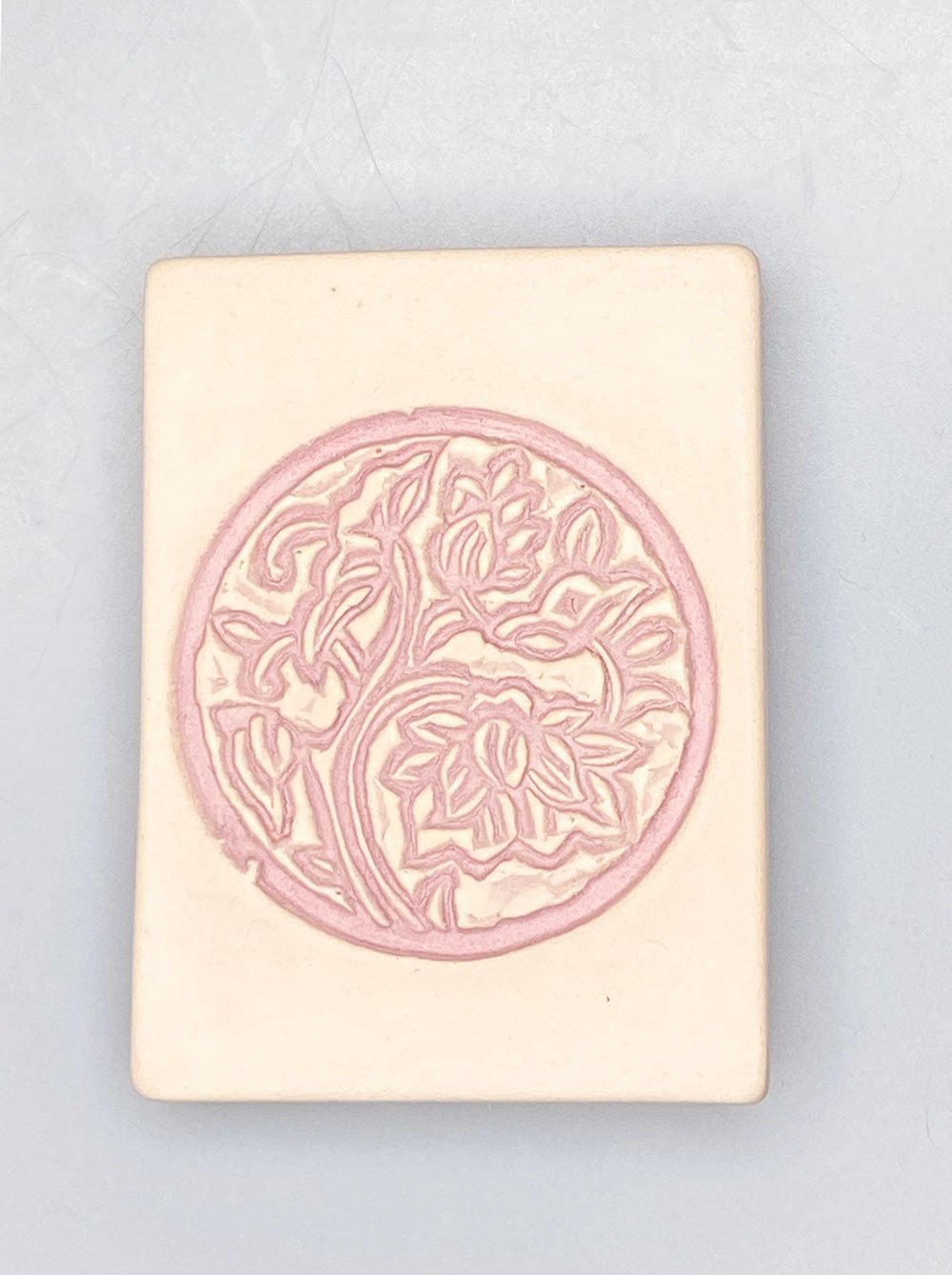 Handgefertigte Seifenablage aus Keramik 85x115 - rosé.